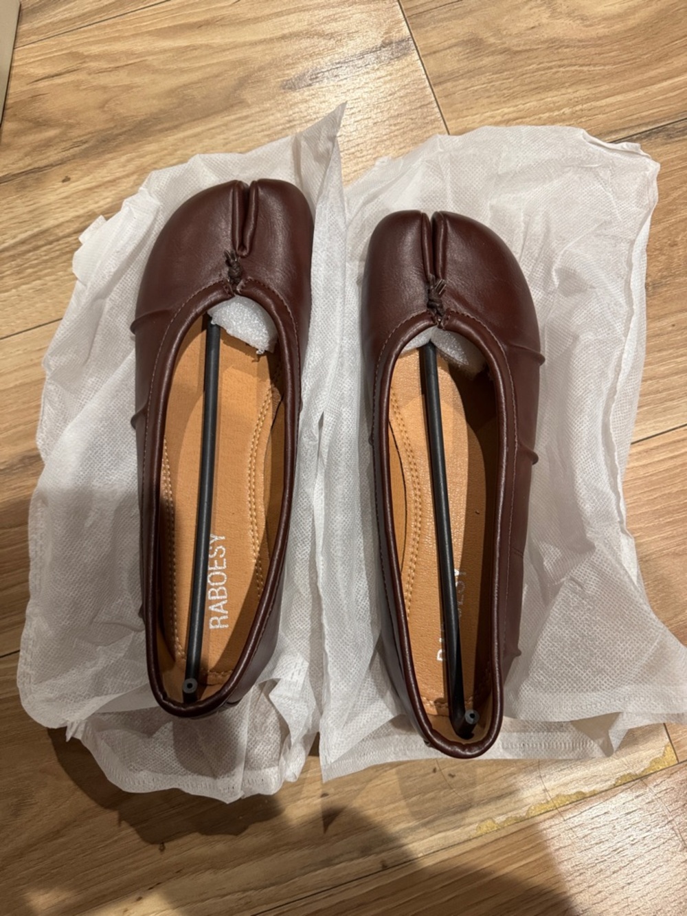 Raboesy Women's Dark Brown Split-Toe Ballet Flats